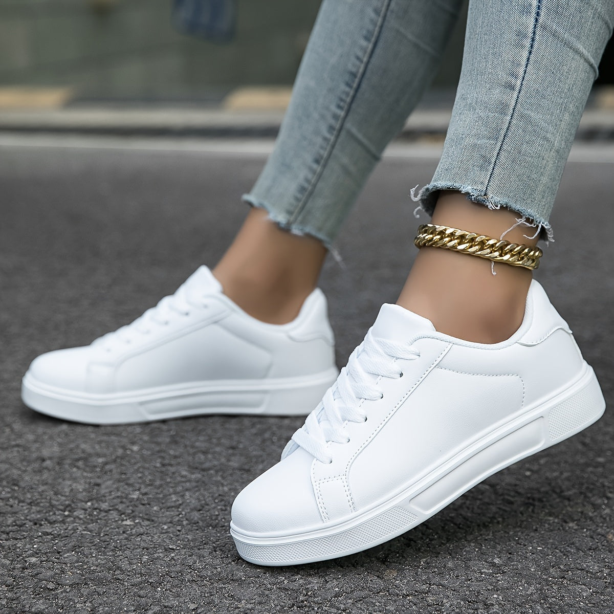 Women's Lace-up Low Skate Shoes Comfort Flats Casual Sneakers