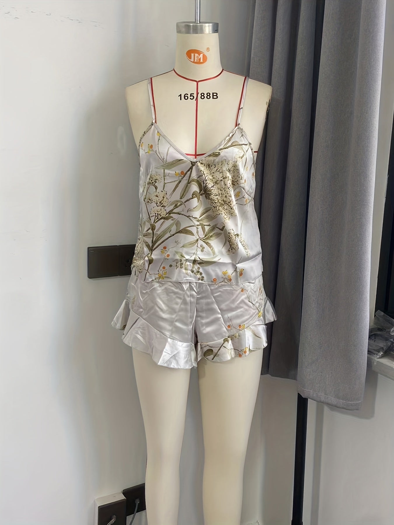 Floral Print Pajama Set V Neck Cami Top & Ruffle Shorts