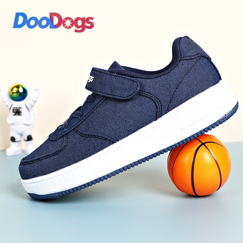 DooDogs Boys Low Top Sneakers Lightweight Anti Slip Shoes for Outdoor Activities