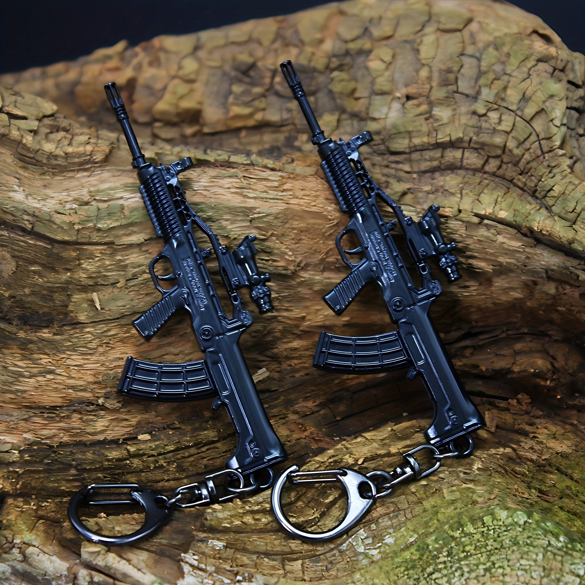 2pcs Mini Gun Model Keychain Alloy Keyring Bag Decoration Pendant Gift