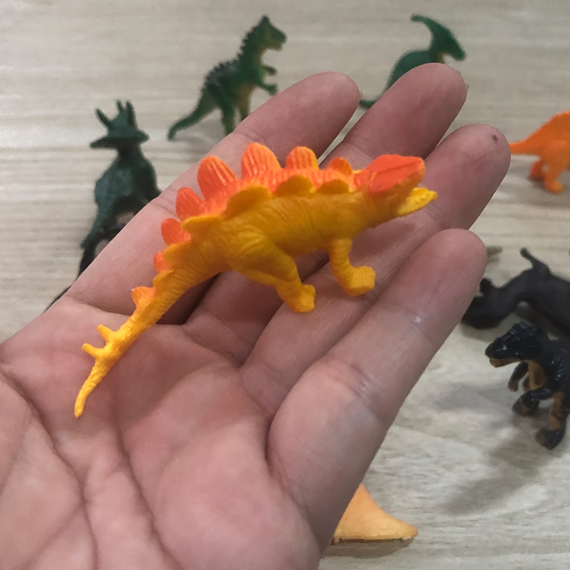 12pc Realistic Dinosaur Toy Set T Rex Triceratops Brachiosaurus Veloci