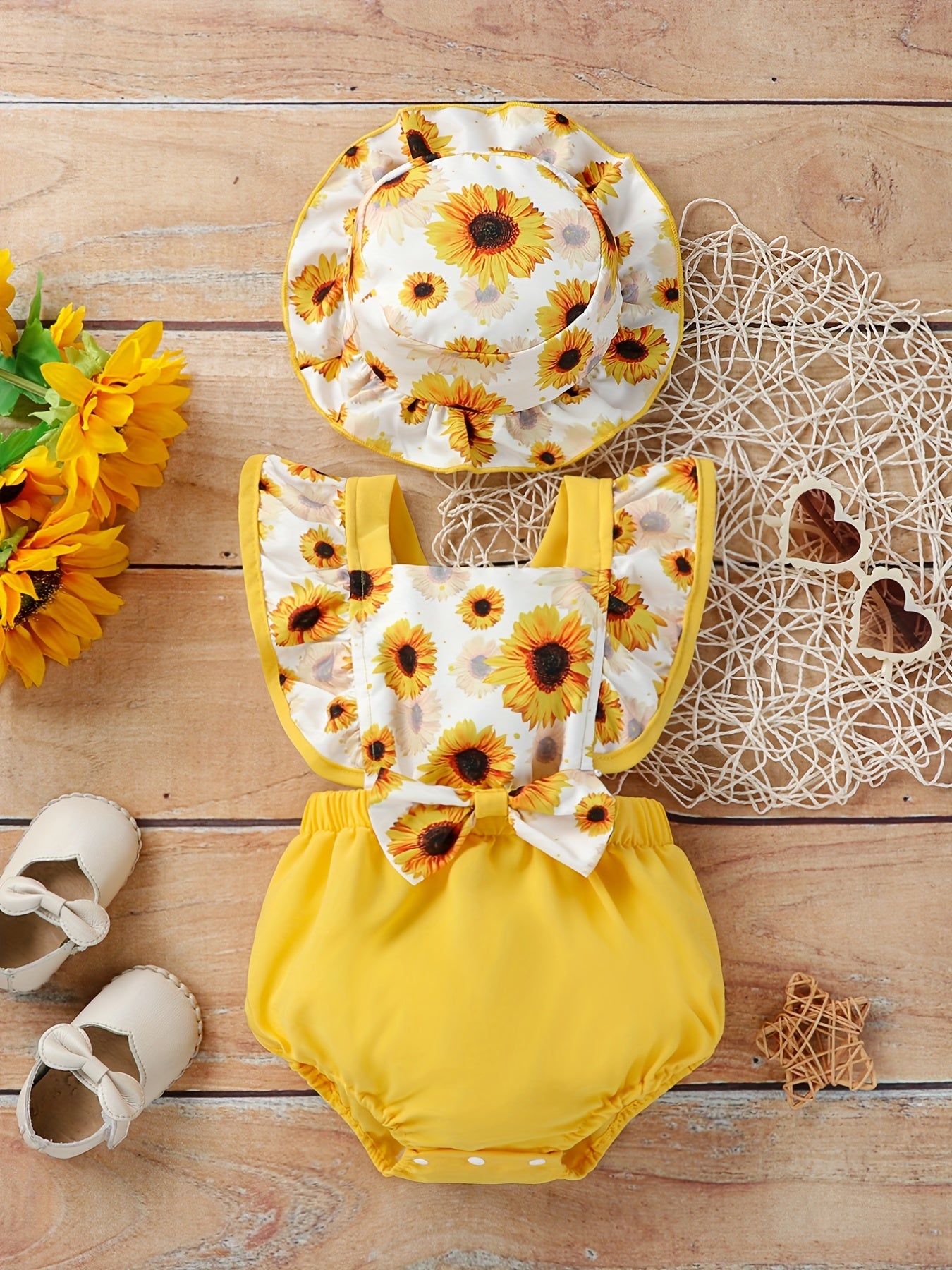 Baby Girls Sunflower Print Onesie & Hat Set