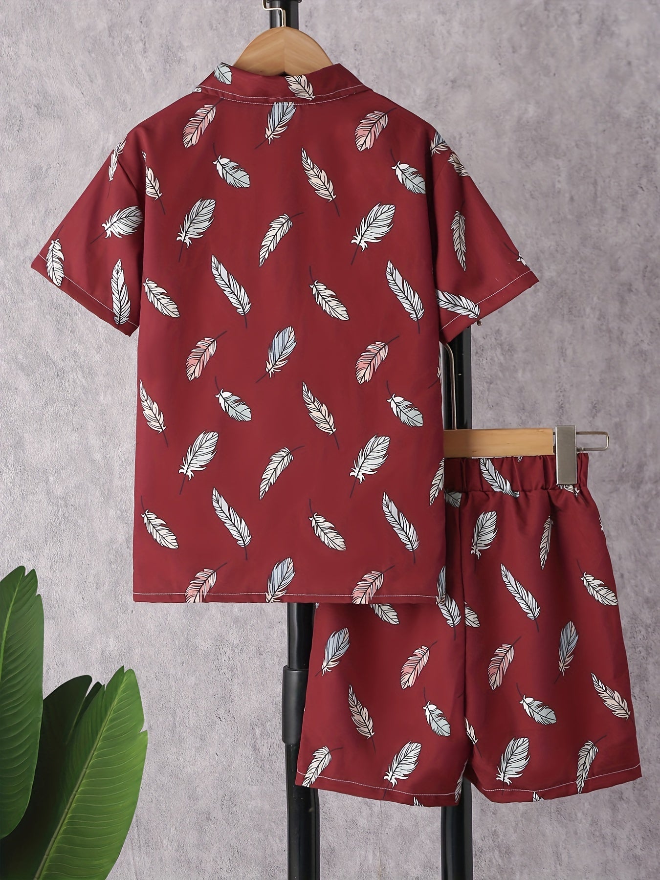 Boy's Feather Pattern Outfit 2pcs Short Sleeve Shirt & Shorts Set