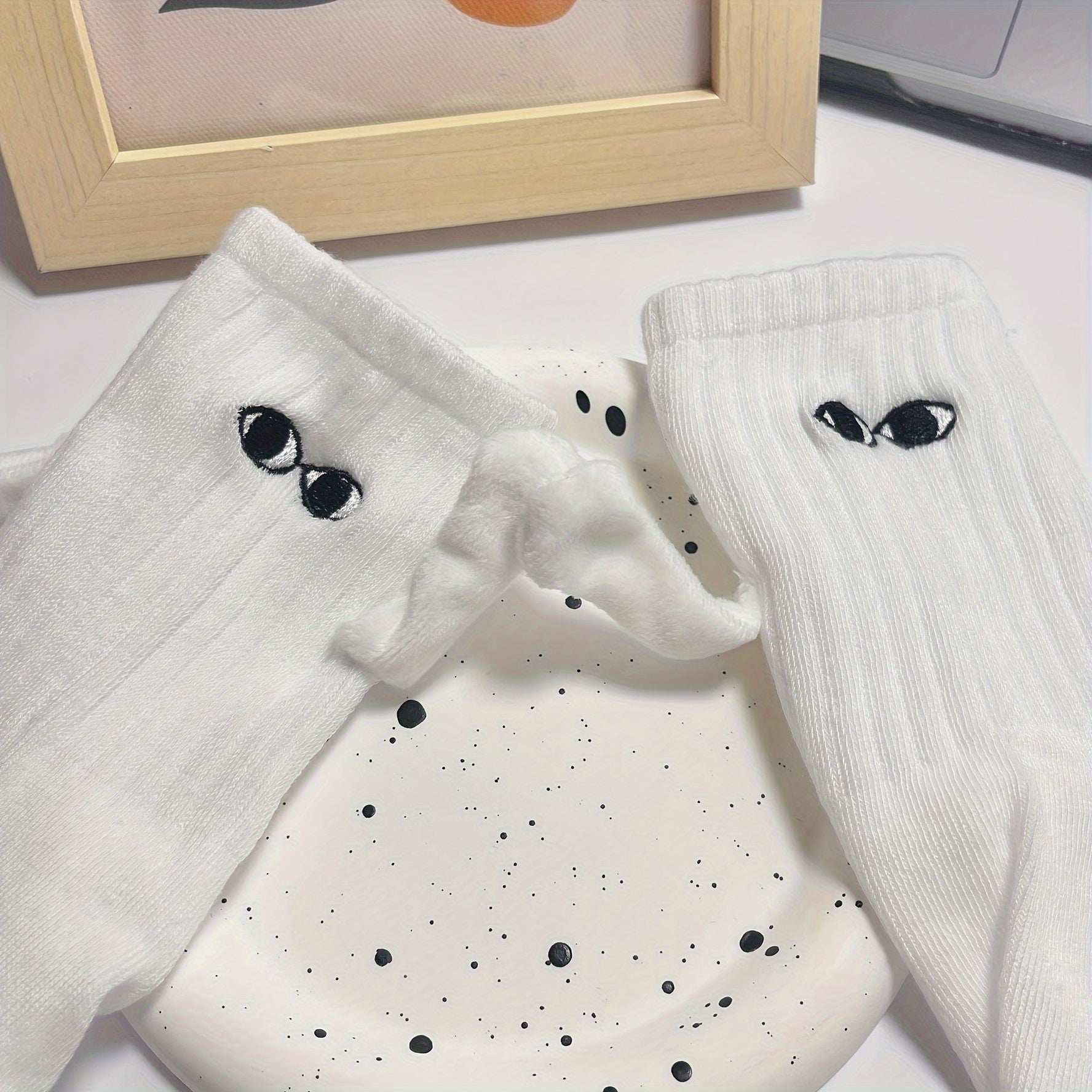 Hand In Hand Socks Cartoon Eyes Decor Stockings