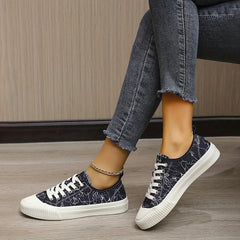 Women's Graffiti Printed Sneakers Low Round Toe Non Slip Biscuit Bottom Shoes