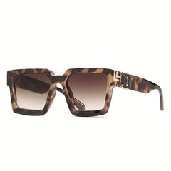 Men's Square Frame Sunglasses for Street Photography