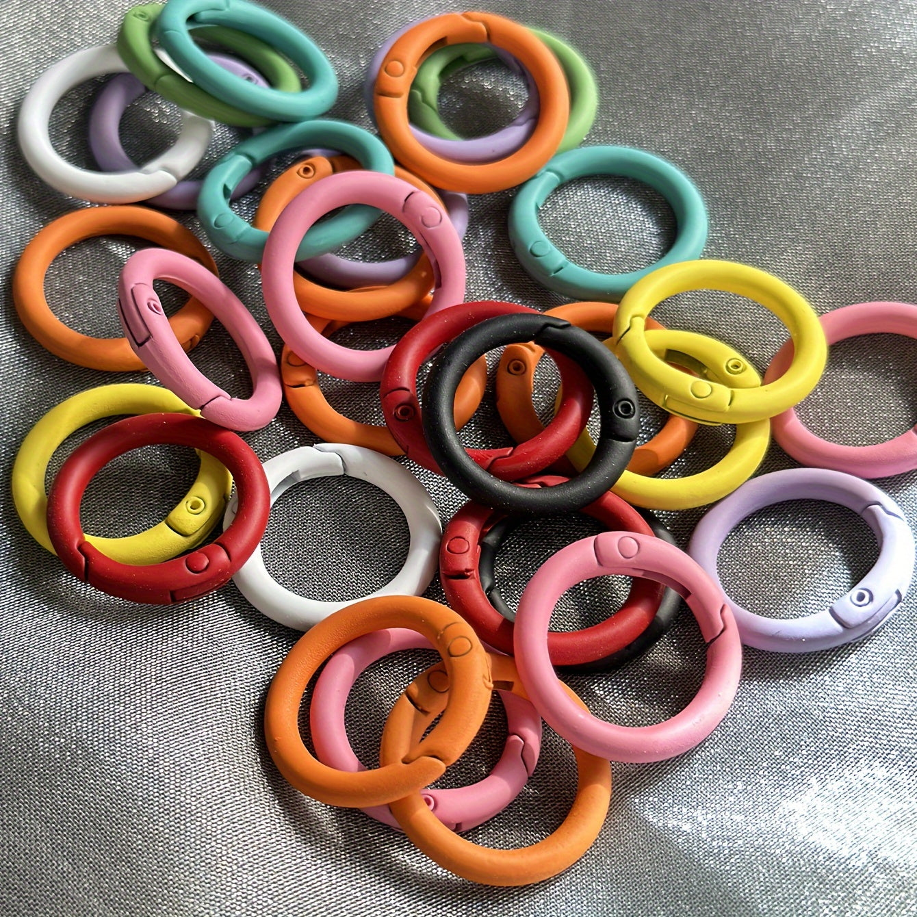 10pcs Candy Spring Jump Rings Buckles for Keychain Bag DIY Crafting