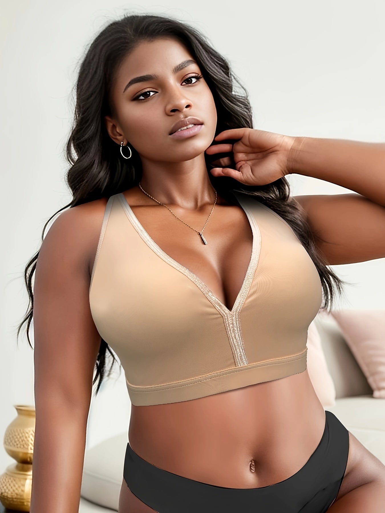 Seamless V Neck Sports Bra Breathable Medium Stretch
