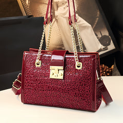 Red Crocodile Pattern Tote Bag for Women with Adjustable Strap