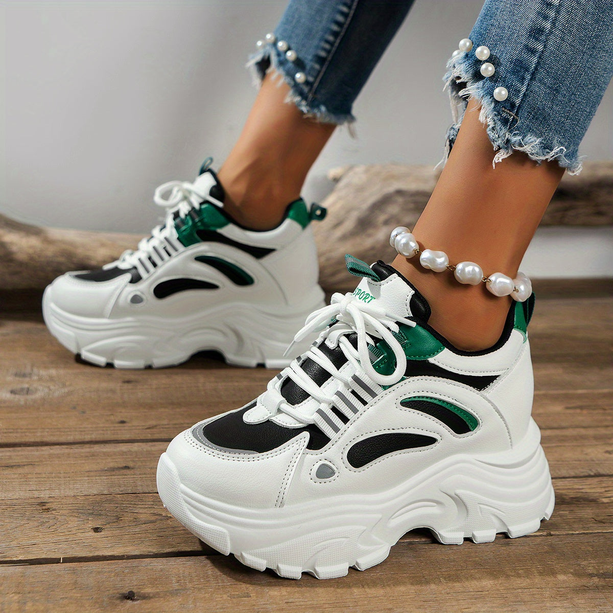 Women's Chunky Sports Sneakers Lace Up Casual Running Shoes
