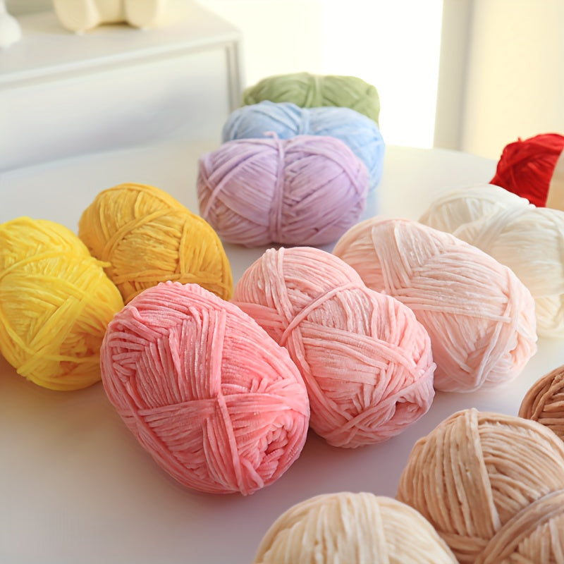 Chenille Yarn Soft Knitting Crochet Hand Knitted Velvet Yarn 148m
