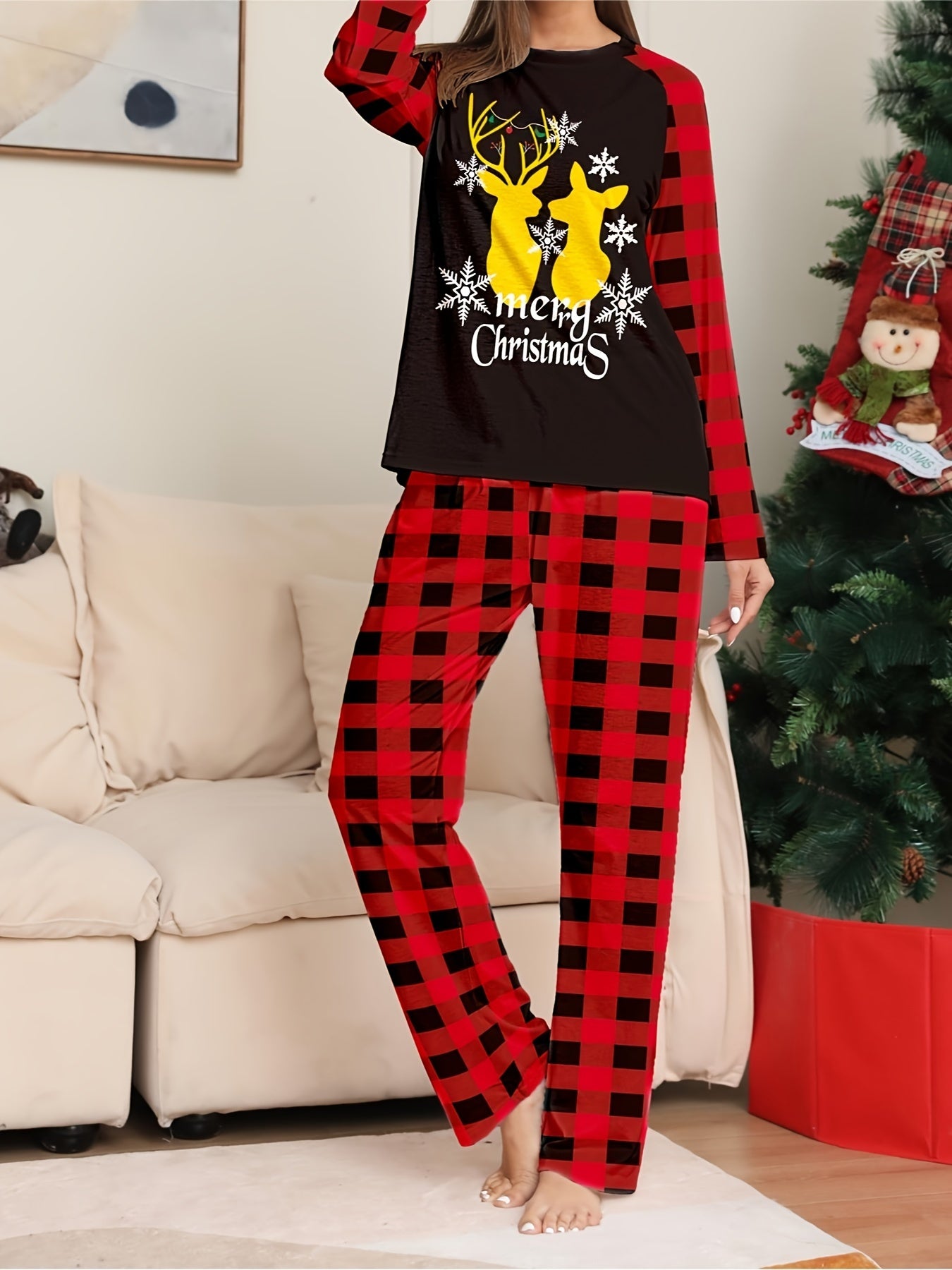 Reindeer & Snowflake Casual Pajama Set Tee & Pants