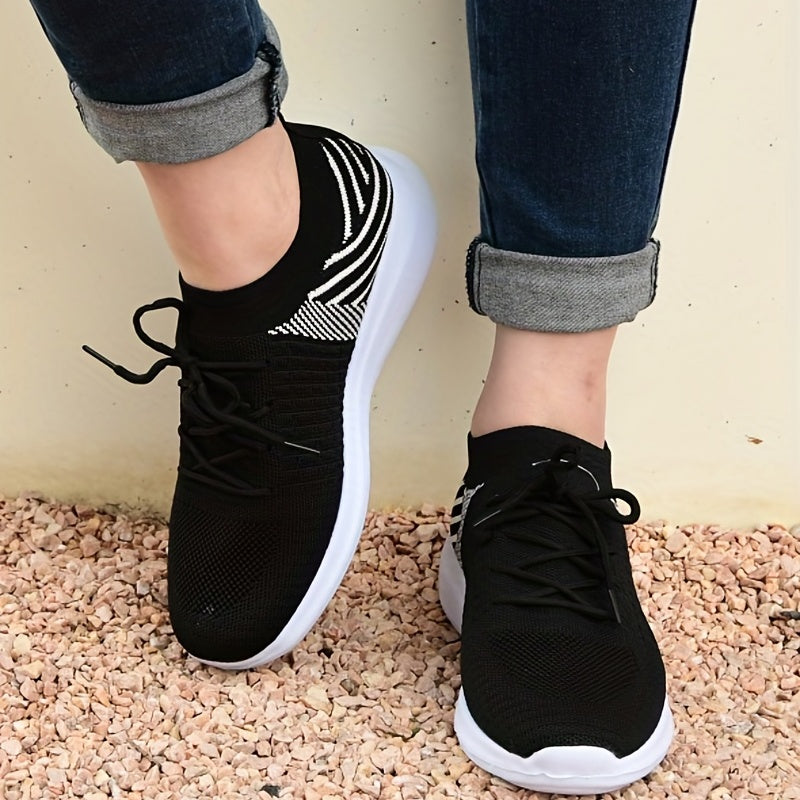 Women's Lightweight Mesh Sneakers Lace Up Running Shoes