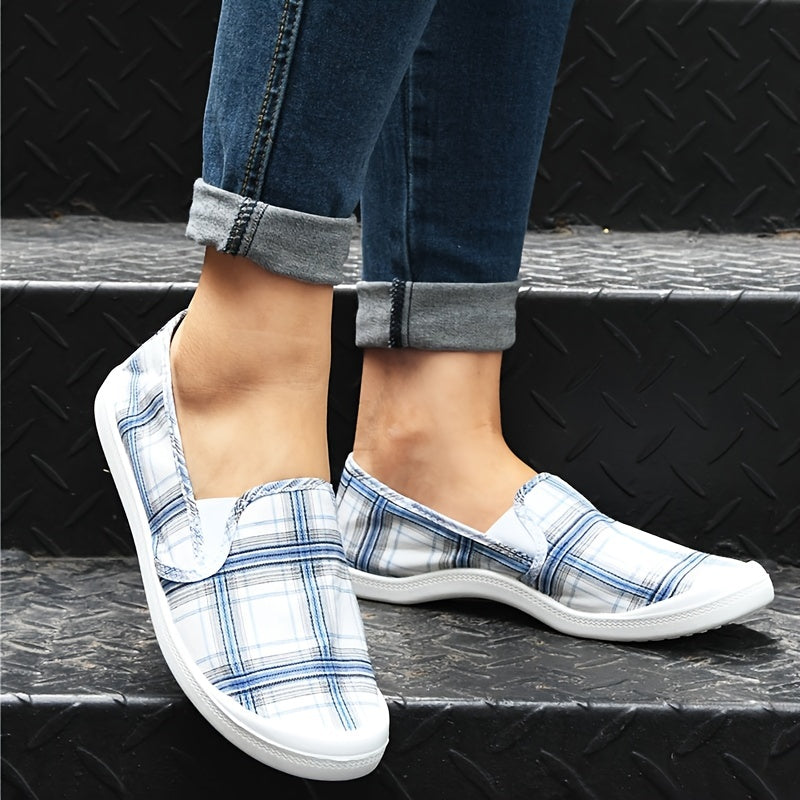 Women's Lightweight Slip-On Skate Shoes Casual Round Toe Flats