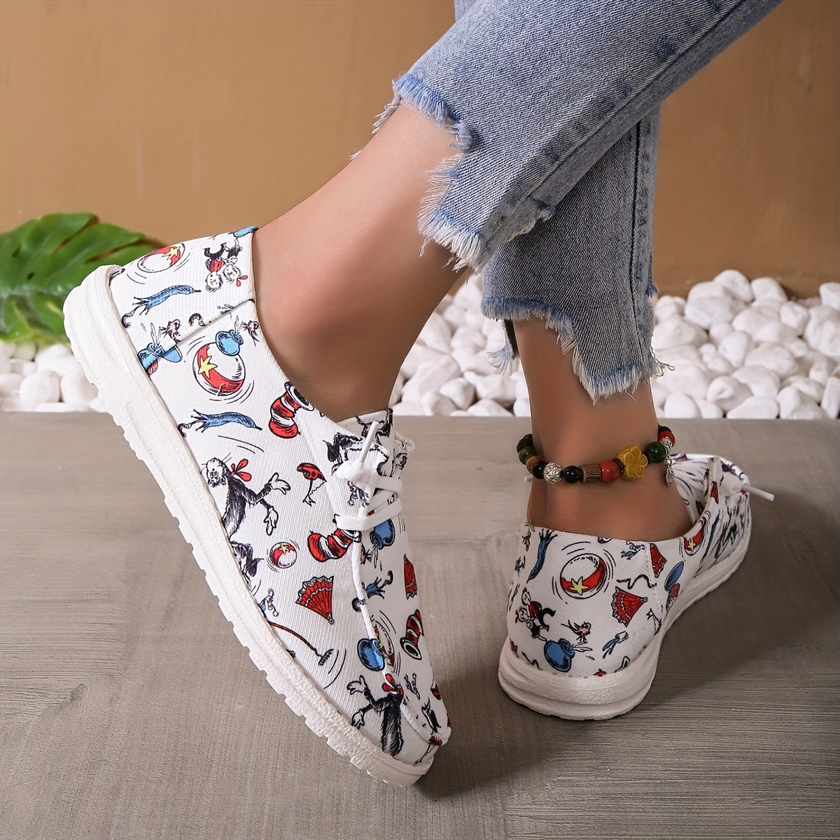 Women's Cartoon Print Canvas Shoes Casual Slip On Lightweight Walking Shoes