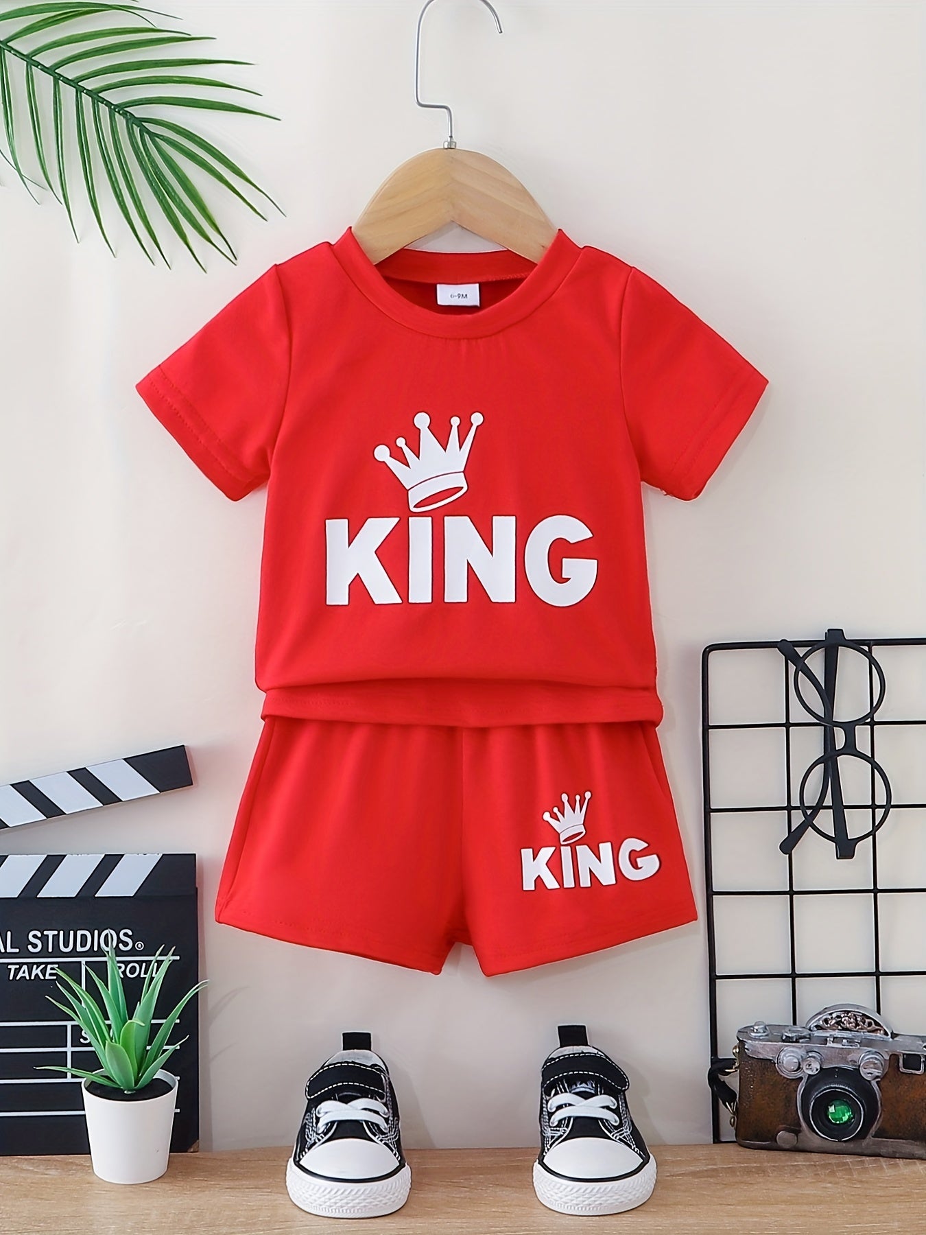 Crown Print T shirt & Shorts Boys 2pcs Set