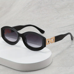 Men's Retro Oval Sunglasses for Street Photography