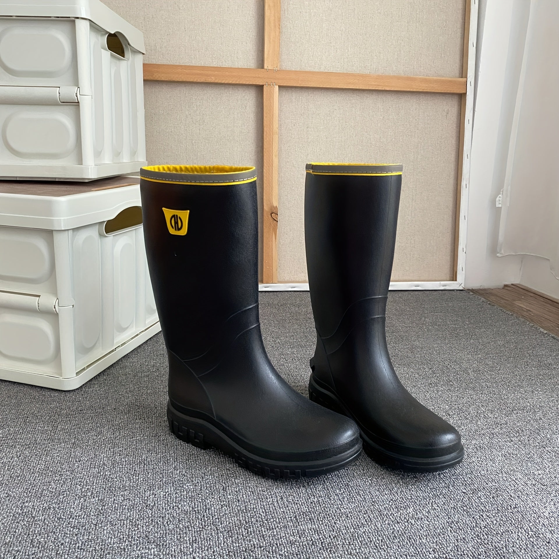 Women's Outdoor Waterproof Rain Boots Mid-tube Non Slip Rubber Shoes