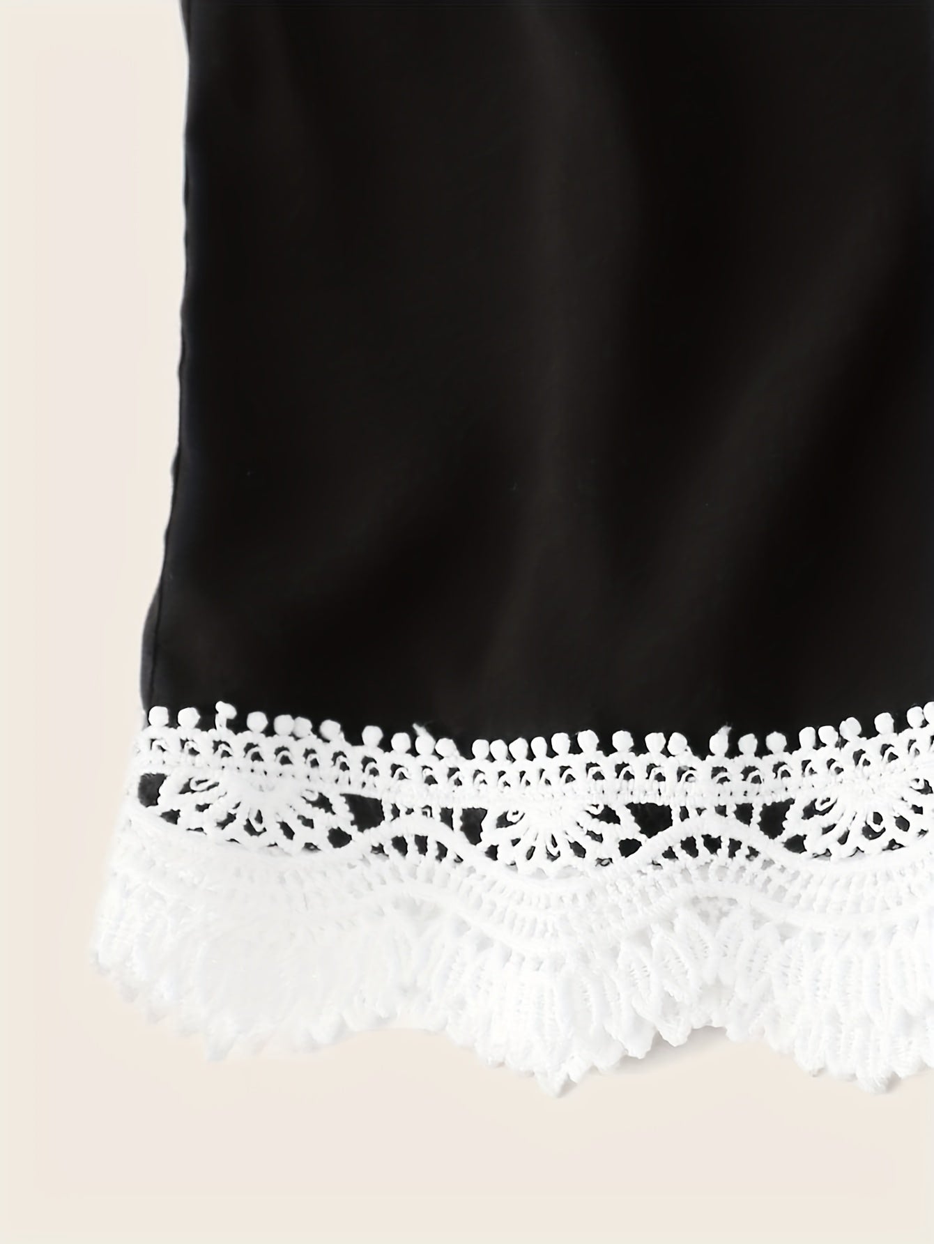 Contrast Lace High Rise Stretch Shorts