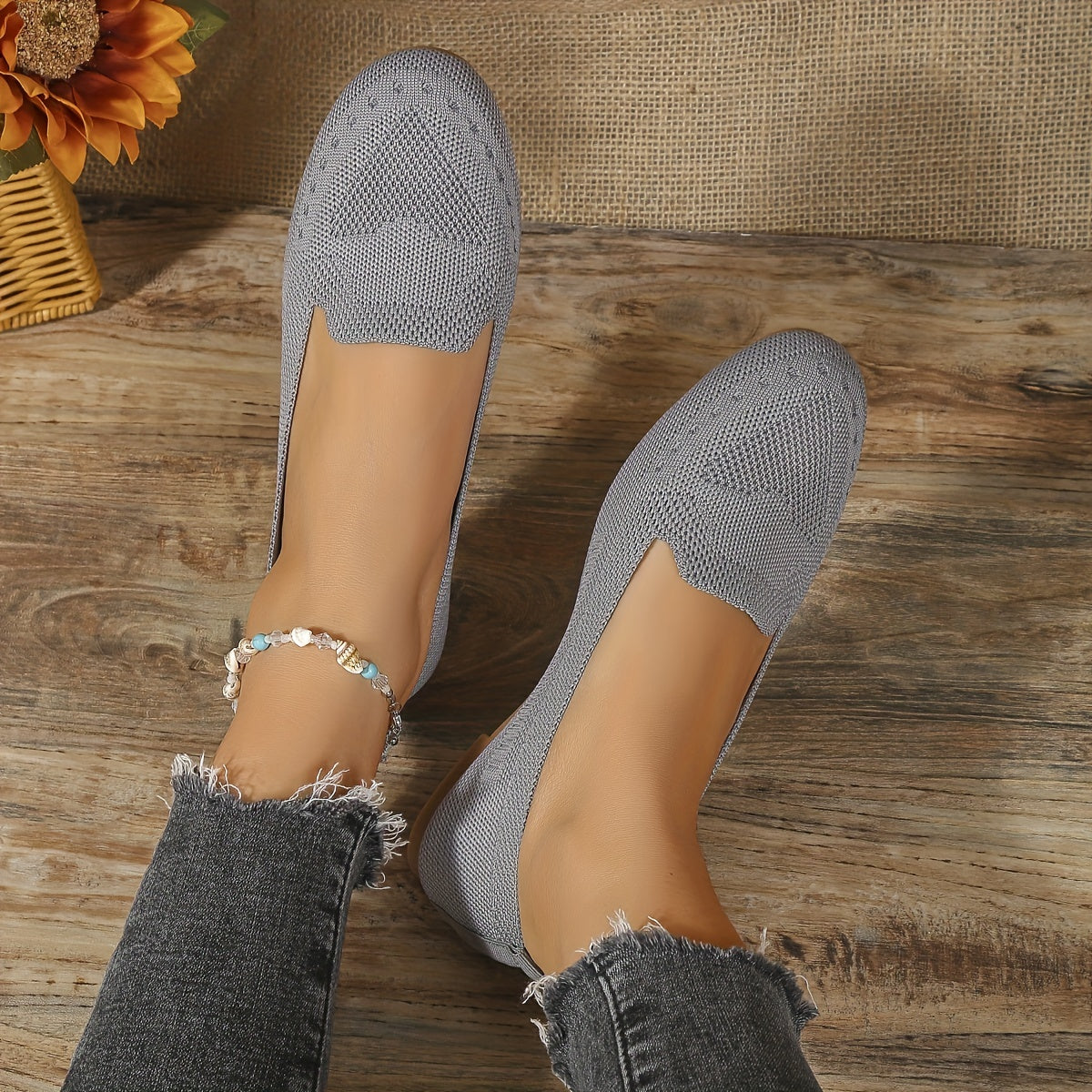 Women's Breathable Knitted Slip On Flats Lightweight Walking Shoes