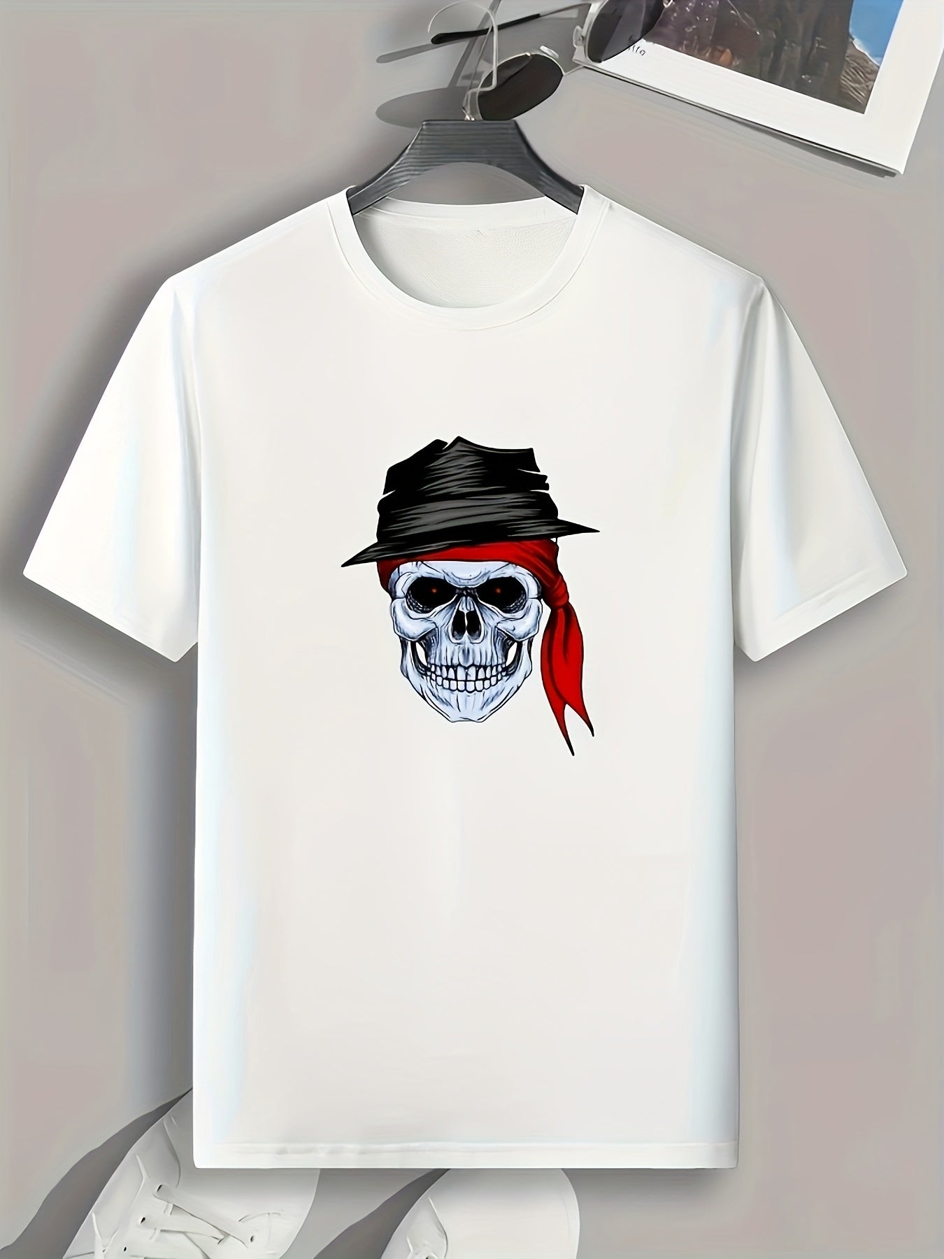 Skull Print Men's Graphic T-Shirt for Summer