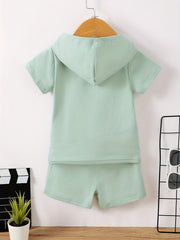 2pcs Baby Boys Number Graphic Hooded T shirt & Shorts Set for Summer