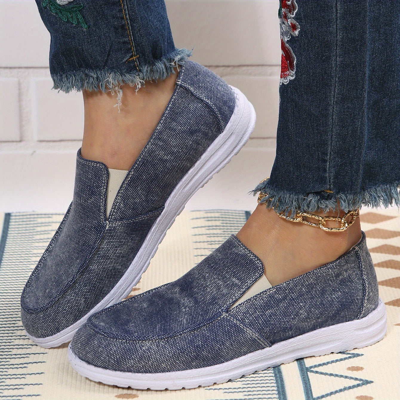 Women's Canvas Flat Loafers Slip On Low Top Shoes Comfy Flats