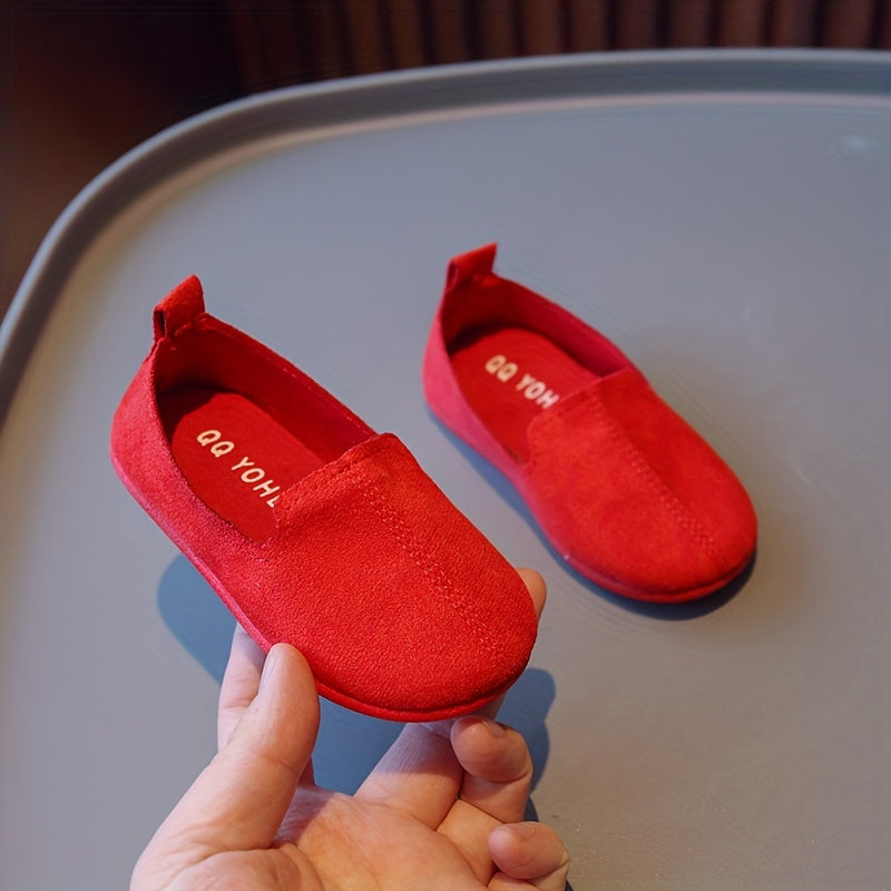 Girls Slip On Shoes Lightweight Non Slip Soft Flat Sole Indoor Outdoor