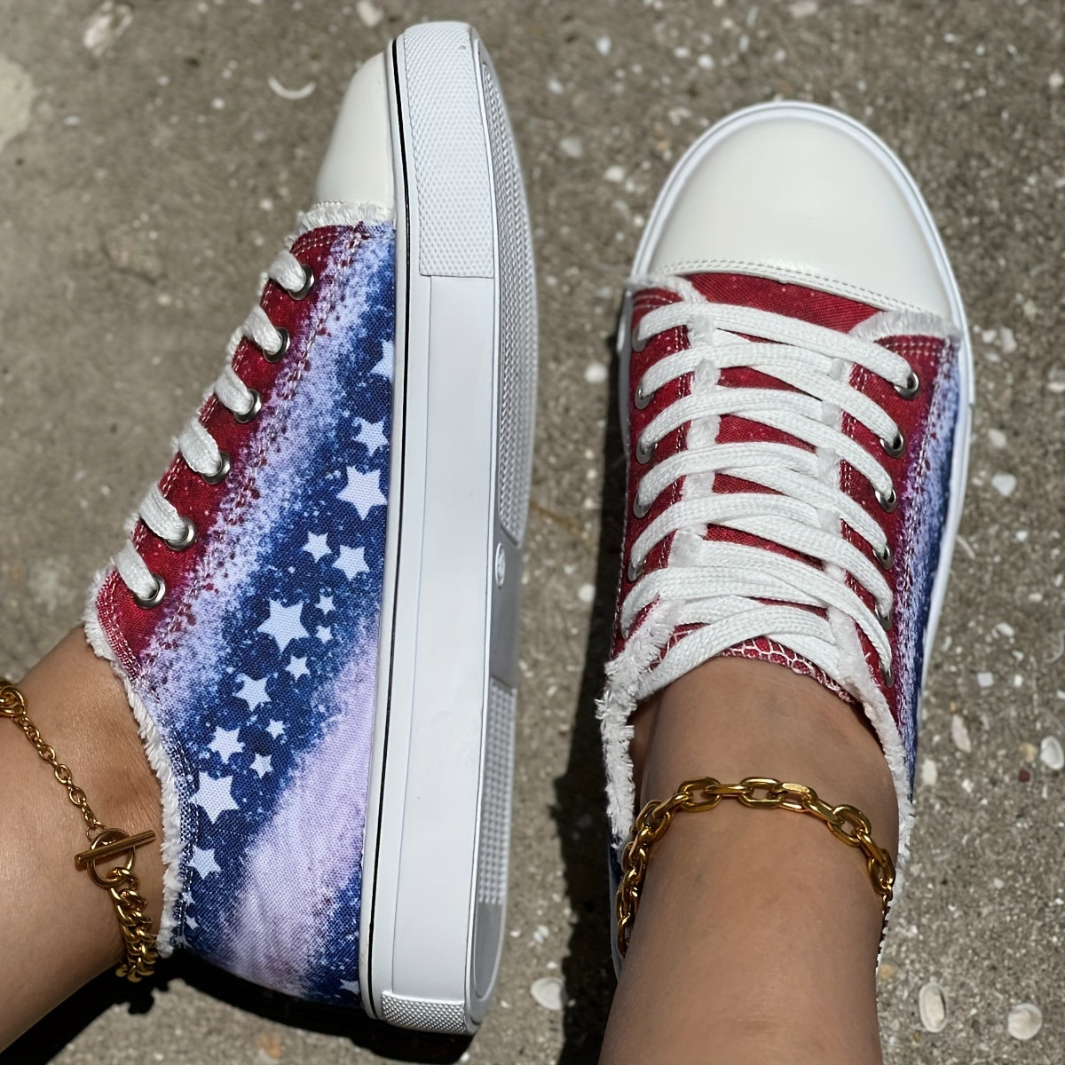 Women's Star Pattern Canvas Shoes Casual Lace Up Outdoor Shoes Lightweight