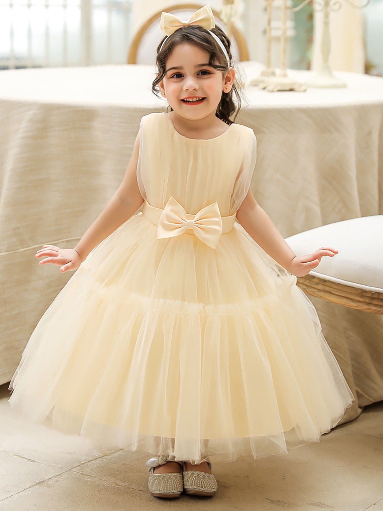 Girls Sleeveless Puffy Princess Dress with Tiara