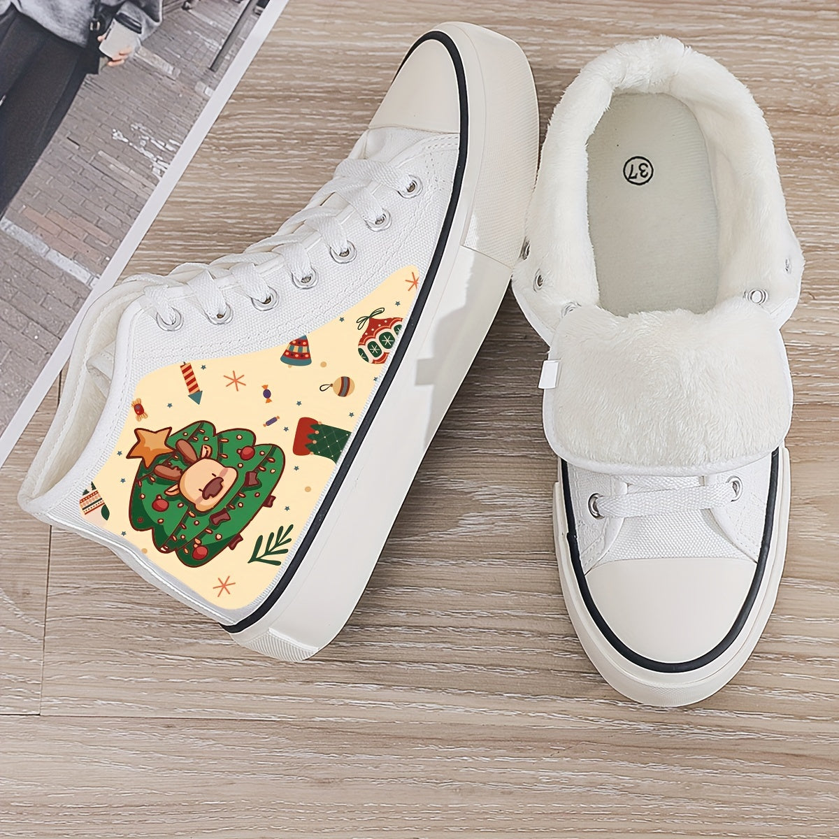 Christmas Tree Print Plush Lined Thermal Sneakers