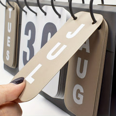 Metal Desk Calendar Standing Flip Desktop Perpetual Flip Calendar