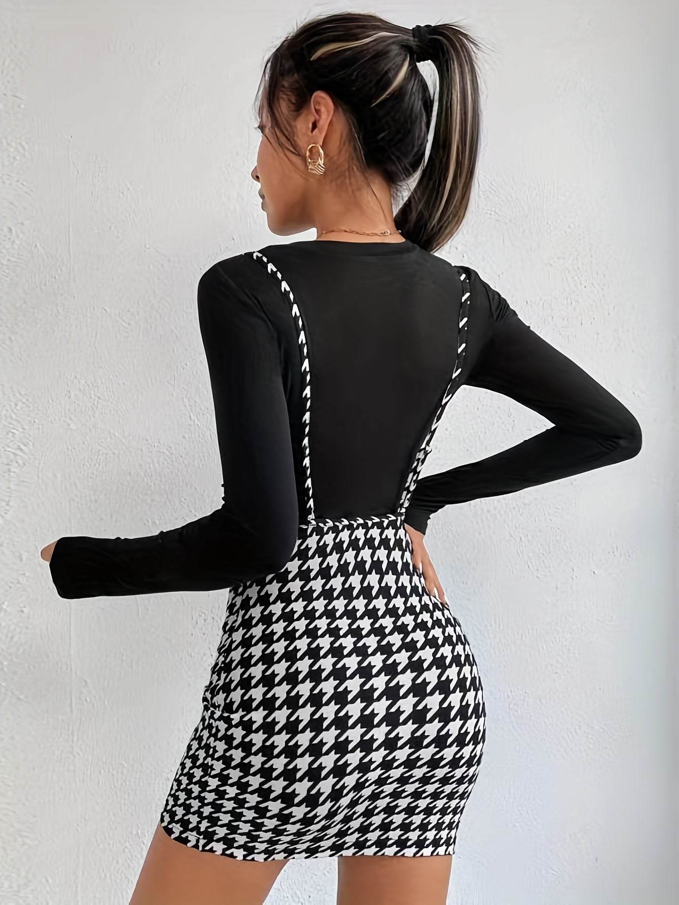 Preppy Houndstooth Print Suspender Skirt High Waist Bag Hip
