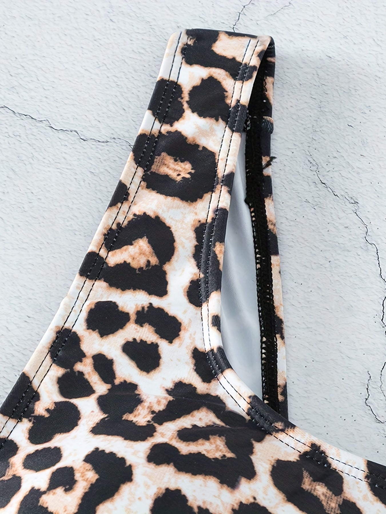 Leopard Print One Piece Swimsuit Scoop Neck Tummy Control High Cut