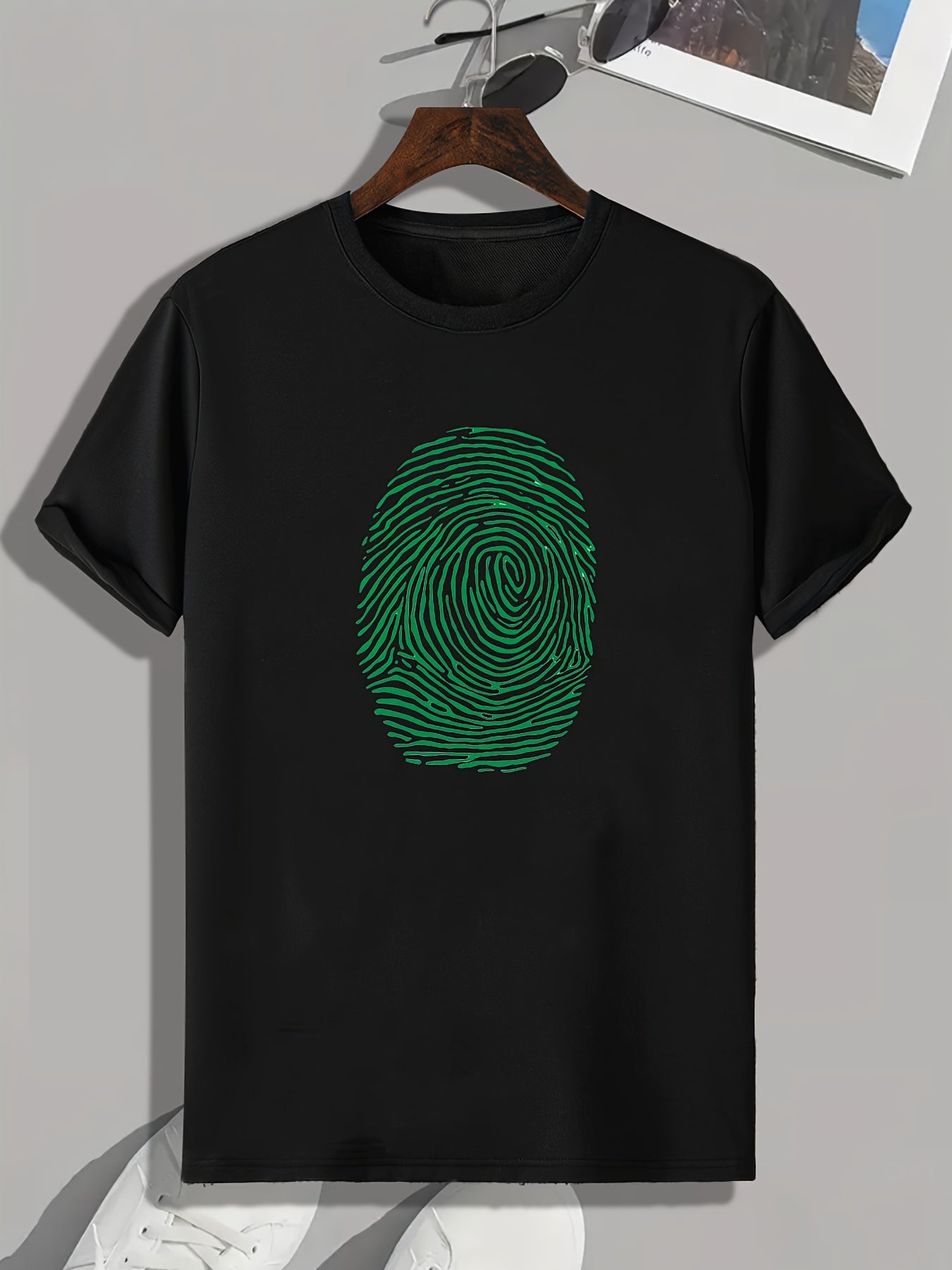 Finger Print Men's Comfy T-shirt for Outdoor Summer