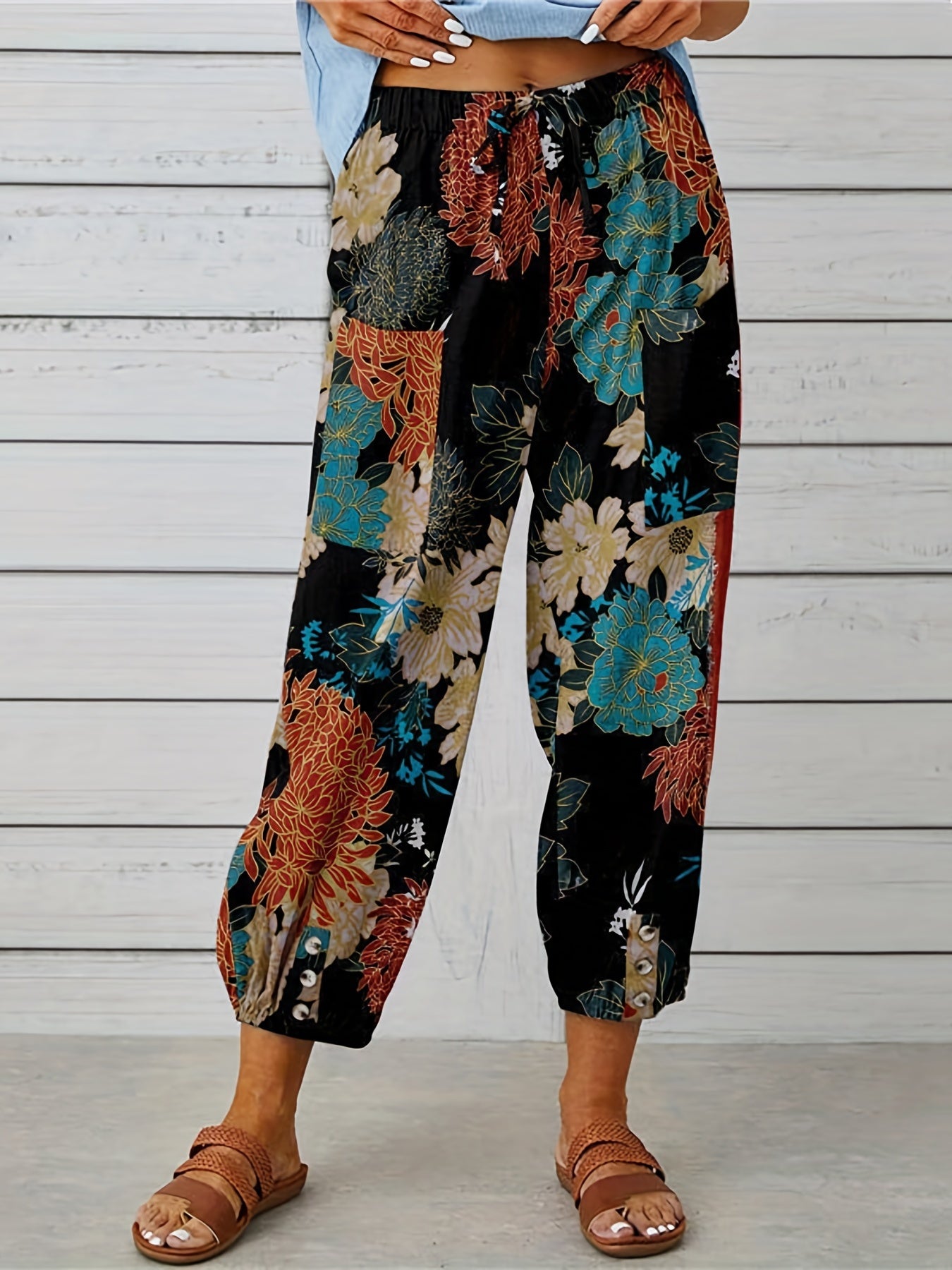 Leaf Patchwork Print Cropped Pants for Spring & Summer