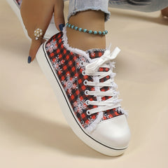 Plaid & Snowflake Pattern Canvas Sneakers Lightweight Non Slip Skate Shoes