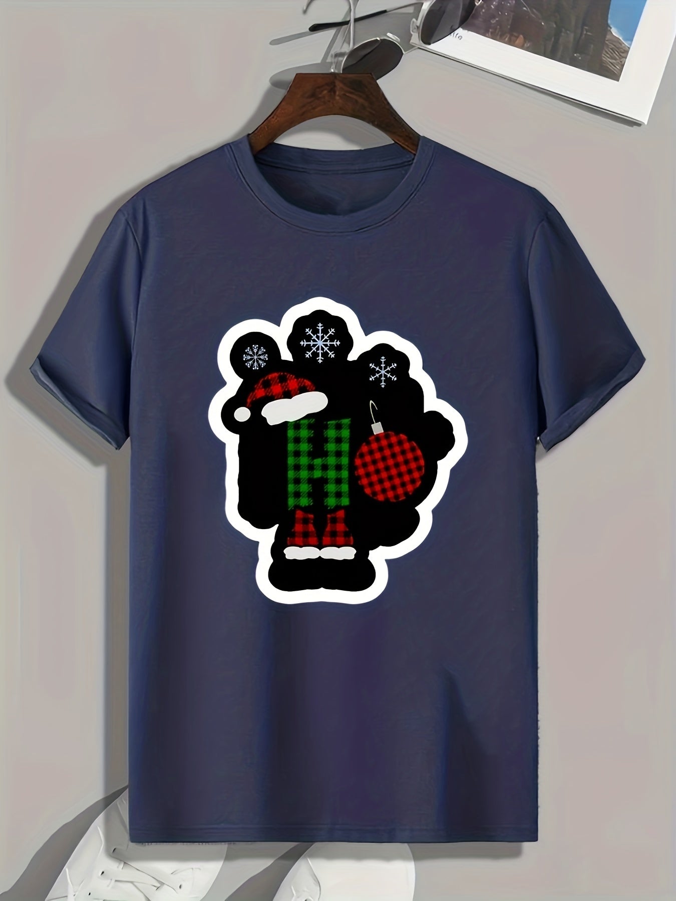 Christmas Element Men's Graphic T-shirt for Summer