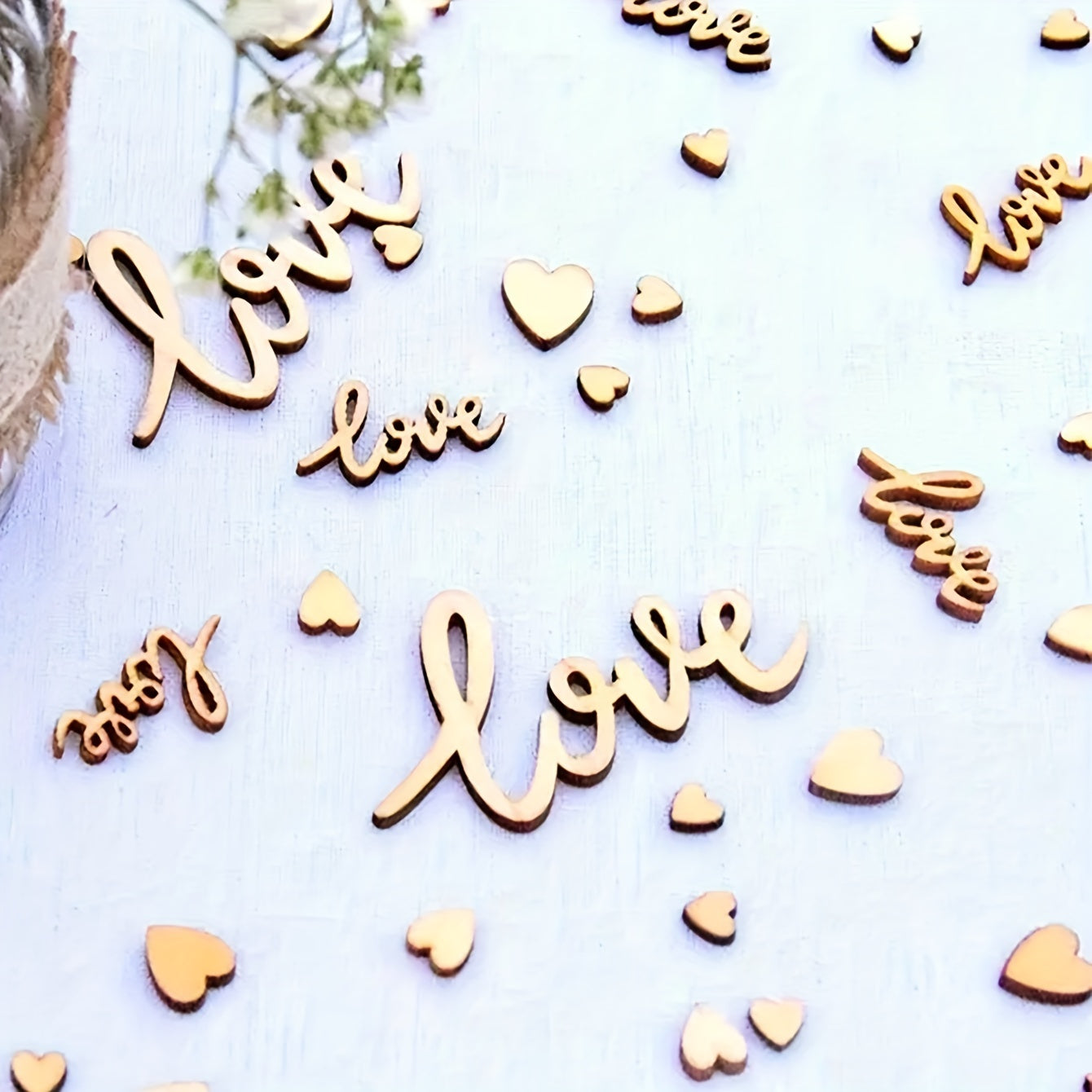 100pcs Wooden Love Confetti Hearts Rustic Wedding Table Decorations DIY Crafts