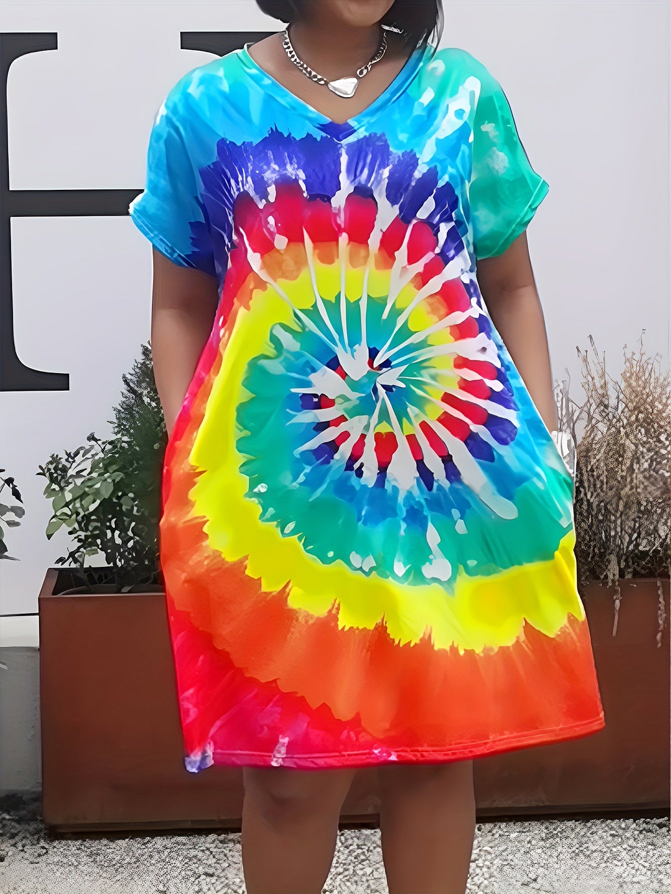 Women's Plus Tie Dye Short Sleeve V Neck Stretch Dress With Pockets