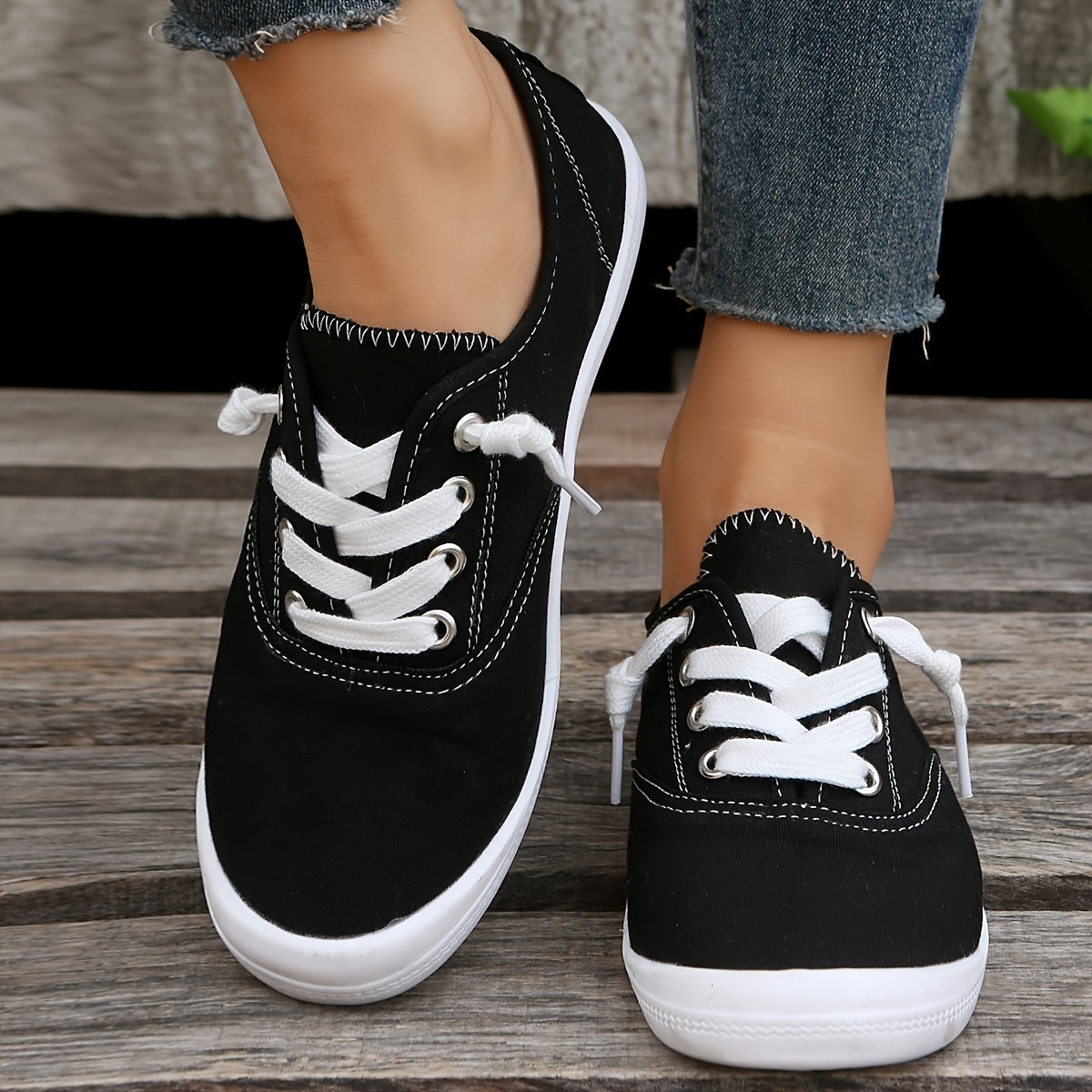 Canvas Flat Skate Shoes Casual Hip Hop Sneakers
