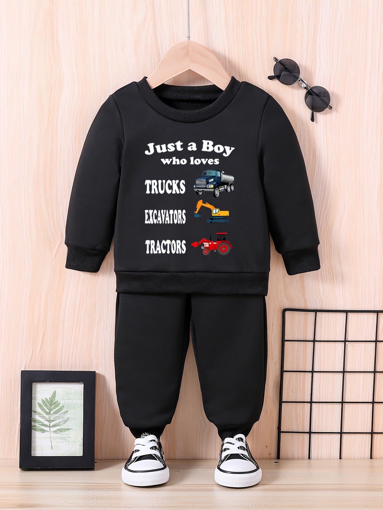 Kids Cartoon Vehicle Graphic Sweatshirt & Trousers Set