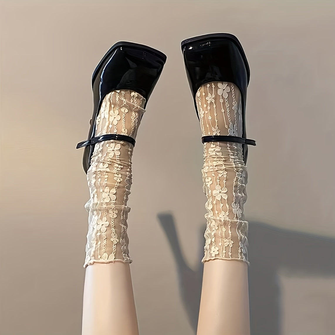 Floral Pattern Mesh Socks Semi Sheer Mid Tube Stockings