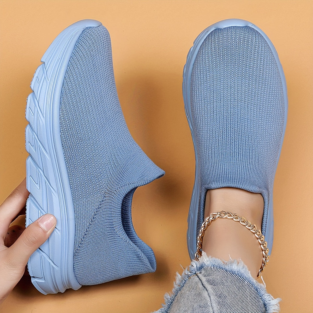 Breathable Slip-On Mesh Running Shoes Soft Comfort Outdoor Sneakers