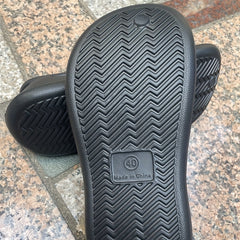 Men's Casual Non Slip Water Shoes Closed Toe Beach Sandals