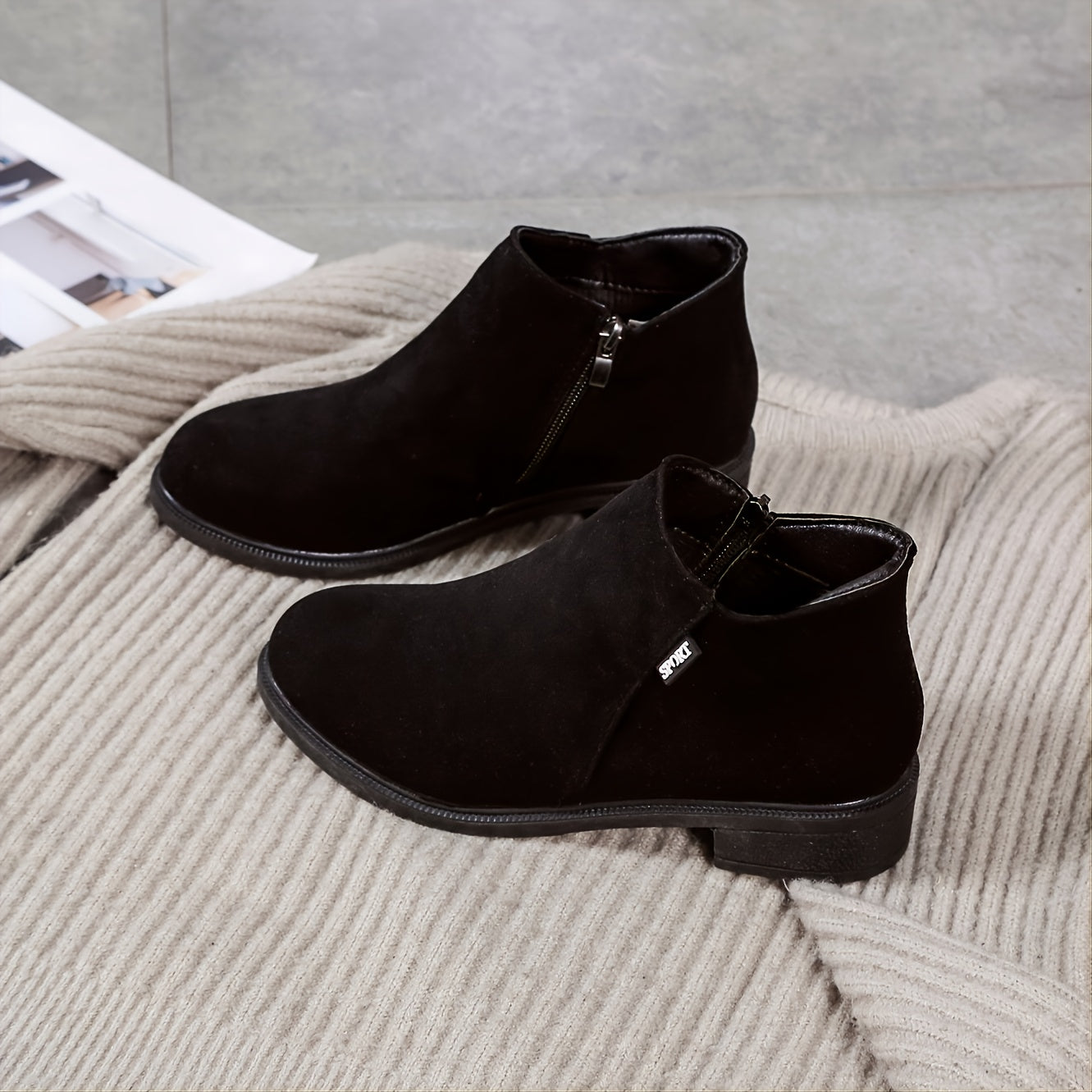 Women's Chunky Heeled Side Zip Ankle Boots