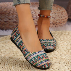 Women's Geometric Pattern Flat Shoes Slip On Closed Toe Comfortable Lightweight