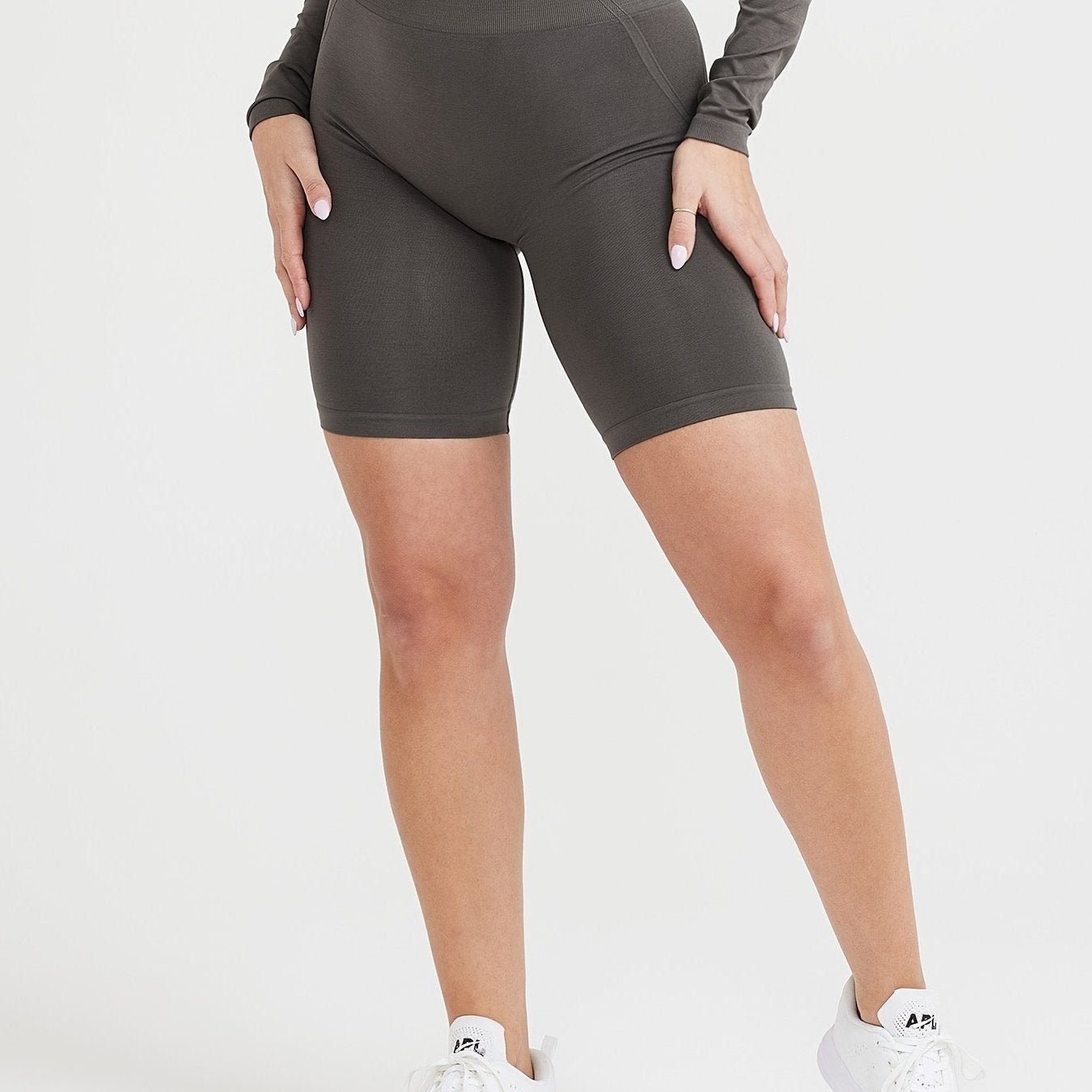 High Waist Seamless Yoga Shorts Hip Lifting Leggings Women's Activewear