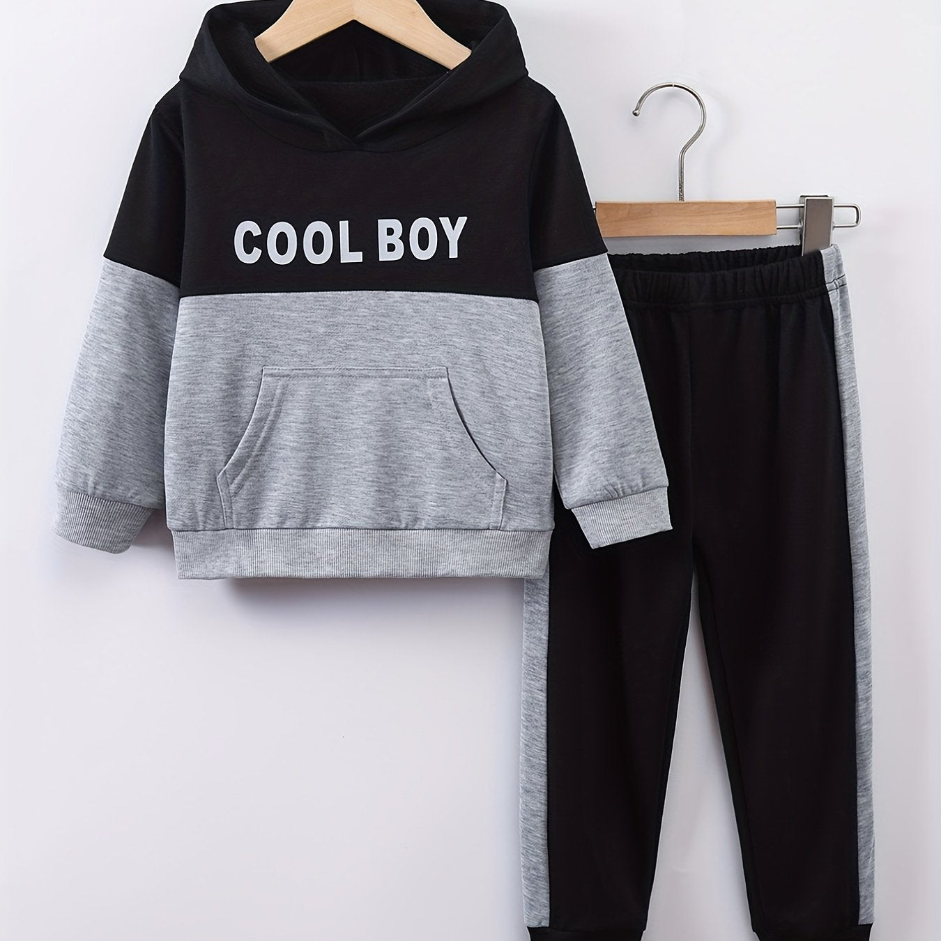 Boy's Clash Outfit 2pcs Hoodie & Sweatpants Set BOY Print