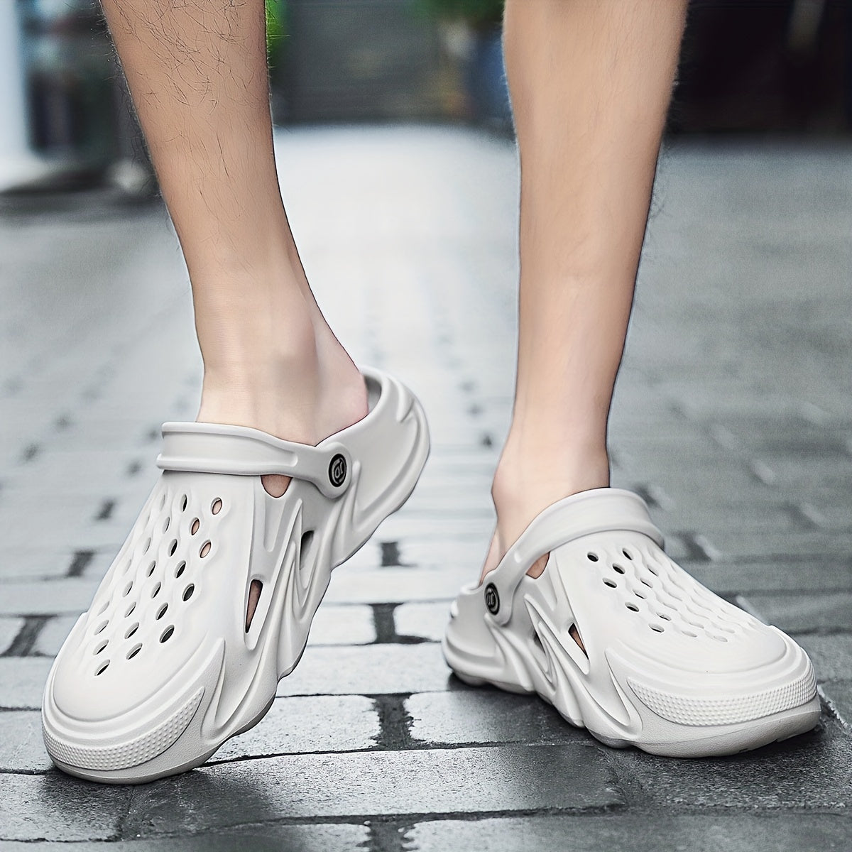 Men's Breathable Slip On Clog Sandals - Outdoor Walking Shoes